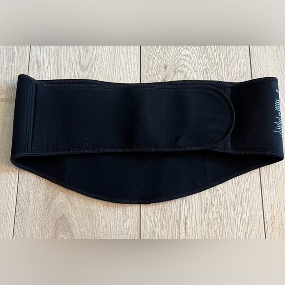 Belly Bandit Upsie Belly Maternity Wrap - Black - Picture 4 of 9